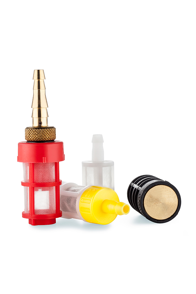 Filter mit umspritztem Kunststoffgewebe